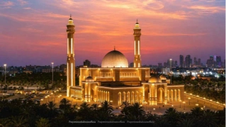 Fajr, Dhuhr, Asr, Maghrib, and Isha prayer times in Manama, Bahrain